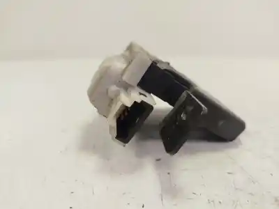 Second-hand car spare part TRUNK LOCK for RENAULT CLIO III  OEM IAM references 8200076240E  