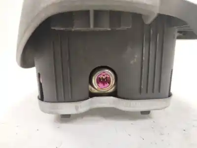 Автозапчастина б/у  для RENAULT CLIO III  Посилання на OEM IAM 8200677496  