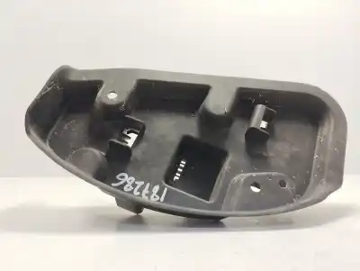 Piesă de schimb auto la mâna a doua SUPORT PENTRU LAMPA pentru CITROEN C5 BERLINA 2.0 HDi Magic Referințe OEM IAM   