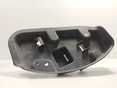 Piesă de schimb auto la mâna a doua SUPORT PENTRU LAMPA pentru CITROEN C5 BERLINA 2.0 HDi Magic Referințe OEM IAM   