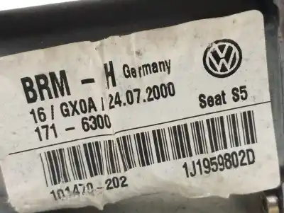 Peça sobressalente para automóvel em segunda mão Motor Elevador Vidro Dianteiro Direito por SEAT LEON (1M1) 1.6 Referências OEM IAM 1J1959802D  