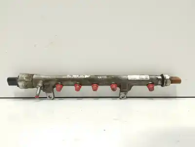 Автозапчастина б/у рампа инжектора для volkswagen caddy ka/kb (2c) kasten посилання на oem iam 03l130089b  