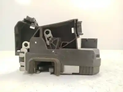 Peça sobressalente para automóvel em segunda mão fechadura da porta dianteira direita por opel corsa c sri referências oem iam 24434885  