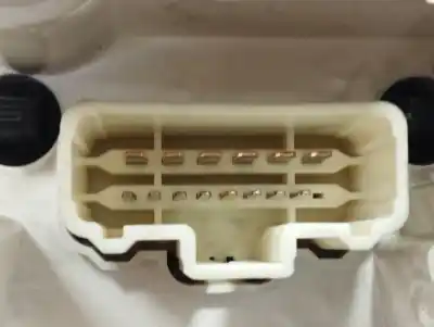 Pezzo di ricambio per auto di seconda mano controllo riscaldamento / aria condizionata per renault clio iii pack authentique riferimenti oem iam 7701070473  