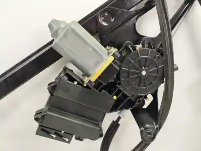 Pièce détachée automobile d'occasion LÉVE GLACE AVANT DROIT pour SEAT ALHAMBRA (7V9) Sport Références OEM IAM 7M0959802A  