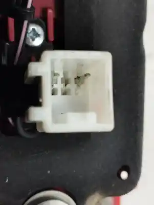 Автозапчастина б/у ВНУТРІШНІЙ ПРАВИЙ ЗАВОД для KIA STONIC (YBCUV)  Посилання на OEM IAM 92404H8400  