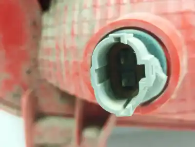 Автозапчасти б/у бампер задний правый фонарь за kia stonic (ybcuv) drive ссылки oem iam 92406h8400