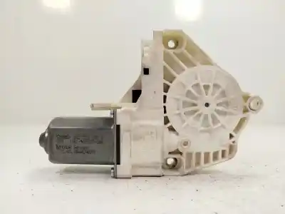 Автозапчастина б/у ДВИГАТЕЛЬ ПЕРЕДНЬОГО ПРАВОГО СКЛА для AUDI A4 B8 (8K2)  Посилання на OEM IAM 8K0959802A  
