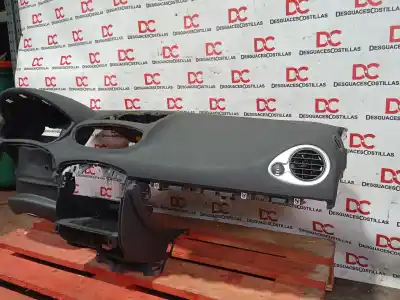 Автозапчасти б/у панель приборов за renault clio iii pack authentique ссылки oem iam 8200884288  