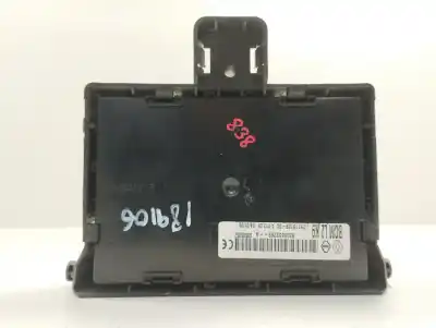 Автозапчасти б/у блок реле/предохранителей за renault clio iii pack authentique ссылки oem iam 8200652289  