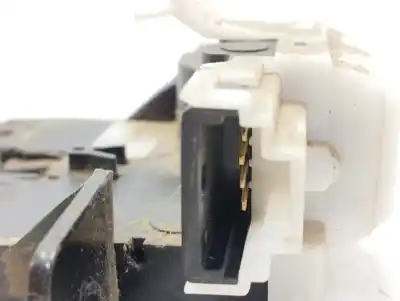 Автозапчастина б/у замок багажника / ворот для renault clio iii pack authentique посилання на oem iam 8200076240  