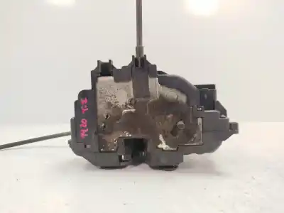 Second-hand car spare part rear left door lock for renault clio iii pack authentique oem iam references 8200300128  