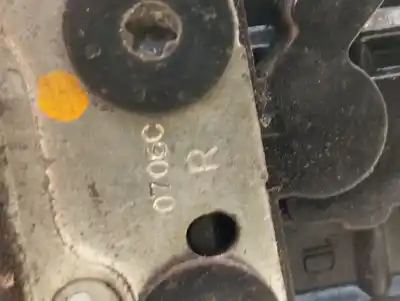 Автозапчасти б/у замок задней правой двери за renault clio iii pack authentique ссылки oem iam 8200300129  