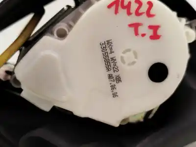 Second-hand car spare part rear left seat belt for renault clio iii pack authentique oem iam references 8200838249  