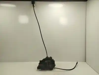 Автозапчастина б/у замок дверей заднього лівого для renault clio iii pack authentique посилання на oem iam 8200300128  