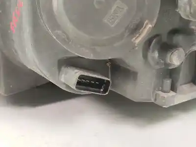 Автозапчасти б/у правая фара за renault clio iii pack authentique ссылки oem iam 260100203r  