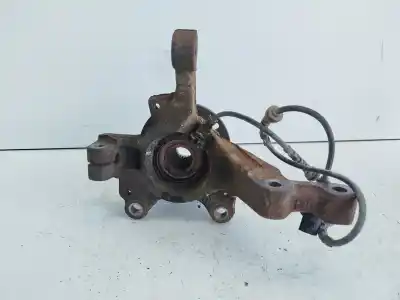 Second-hand car spare part front left knuckle for renault clio iii dynamique oem iam references 8200345944  