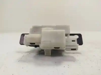 Second-hand car spare part trunk lock for renault clio iii dynamique oem iam references 8200076240  