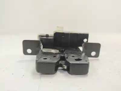 Second-hand car spare part trunk lock for renault clio iii dynamique oem iam references 8200076240  