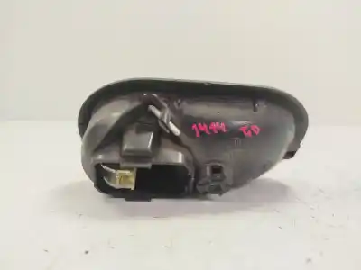 Recambio de automóvil de segunda mano de MANETA INTERIOR TRASERA DERECHA para RENAULT CLIO III Dynamique referencias OEM IAM 8200310580  