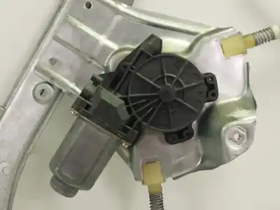 Second-hand car spare part passenger side right window regulator for renault clio iii pack authentique oem iam references 8200843597