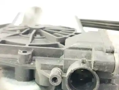 Автозапчастина б/у регулятор переднього правого скла для renault clio iii pack authentique посилання на oem iam 8200843597  