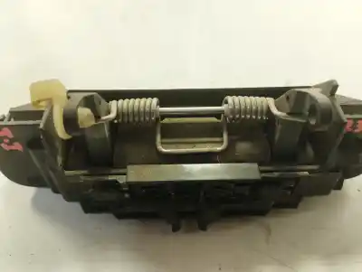 Peça sobressalente para automóvel em segunda mão puxador exterior traseiro esquerdo por audi a4 berlina (8e) 2.4 v6 30v cat (bdv) referências oem iam 4b0839885