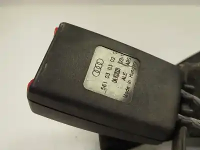 Peça sobressalente para automóvel em segunda mão chicote / encaixe cinto segurança traseiro central por audi a4 b6 (8e2) 1.9 tdi referências oem iam 561030302c  