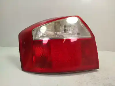 Peça sobressalente para automóvel em segunda mão farolim traseiro esquerdo por audi a4 berlina (8e) 2.4 v6 30v cat (bdv) referências oem iam 8e5945217  
