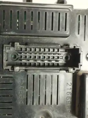 Автозапчасти б/у комфортный модуль за renault clio iii pack authentique ссылки oem iam 8200652285  