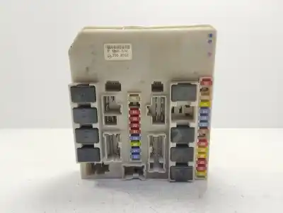 Автозапчасти б/у блок реле/предохранителей за renault clio iii pack authentique ссылки oem iam 8200356231  