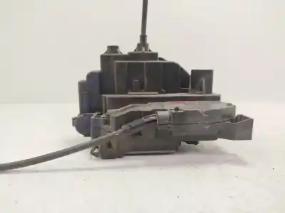 Second-hand car spare part front right door lock for renault clio iii pack authentique oem iam references 8200300125