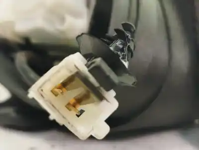 Автозапчастина б/у задній правий ремін безпеки для renault clio iii pack authentique посилання на oem iam 8200683953  