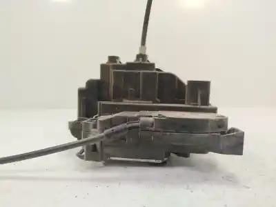 Second-hand car spare part front right door lock for renault clio iii pack authentique oem iam references 8200300125  