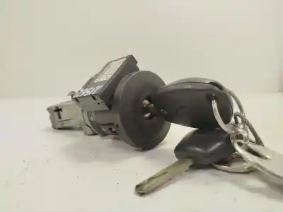 Second-hand car spare part ignition switch for renault clio iii dynamique oem iam references 8200214173d  
