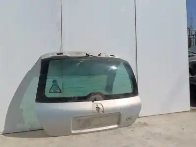 Автозапчастина б/у загальні двері для renault clio ii fase ii (b/cb0) campus 64 cv / 47 kw посилання на oem iam 7751473239  