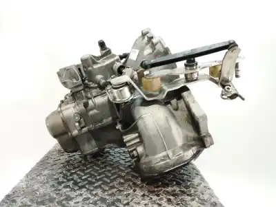 Second-hand car spare part gearbox for opel corsa c elegance oem iam references 5700065  