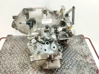 Second-hand car spare part gearbox for opel corsa c elegance oem iam references 5700065  