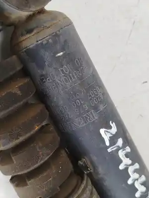 Автозапчасти б/у комплект задних амортизаторов за renault clio iii dynamique ссылки oem iam 8200676769  