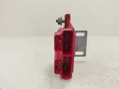 Pièce détachée automobile d'occasion BOÎTES À FUSIBLES pour RENAULT CLIO III  Références OEM IAM 8200279219  