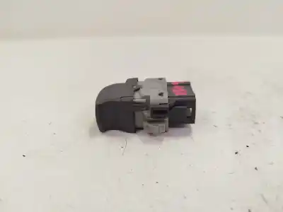 Автозапчастина б/у передній правий віконний вимикач для renault clio iii pack authentique посилання на oem iam 8200108266  