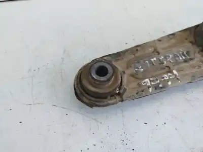 Second-hand car spare part engine support for renault clio iii dynamique oem iam references 8200338385  