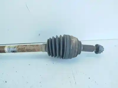 Автозапчастина б/у передня права трансмісія для renault clio iii dynamique посилання на oem iam 8200557126