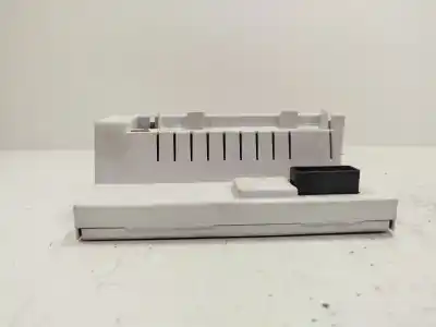 Second-hand car spare part multifunction display for renault clio iii dynamique oem iam references 8200755144  