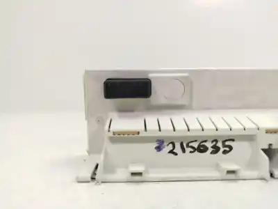 Second-hand car spare part multifunction display for renault clio iii dynamique oem iam references 8200755144  