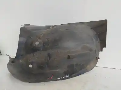 Second-hand car spare part front left wheel arch for renault clio iii pack authentique oem iam references 8200289945  