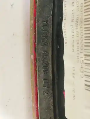 Peça sobressalente para automóvel em segunda mão farolim traseiro direito por seat leon (1m1) 1.9 tdi referências oem iam 1m6945112  