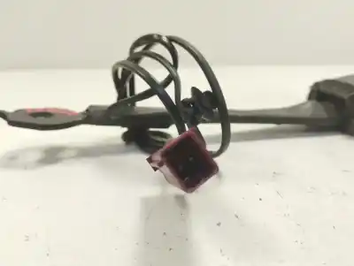 Peça sobressalente para automóvel em segunda mão chicote / encaixe cinto segurança dianteiro direito por ford fiesta (cb1) trend referências oem iam 1724197  