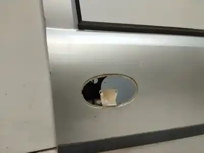 Second-hand car spare part front right door for opel combo familiar oem iam references 13227381  