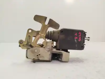 Second-hand car spare part rear left door lock for citroen saxo 1.1 sx oem iam references 913761